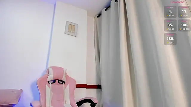 Violeth_7's cam snapshot