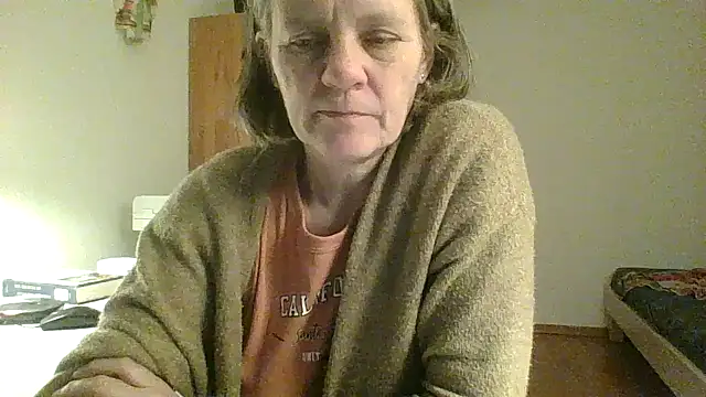 Laura_Sensuale's cam snapshot