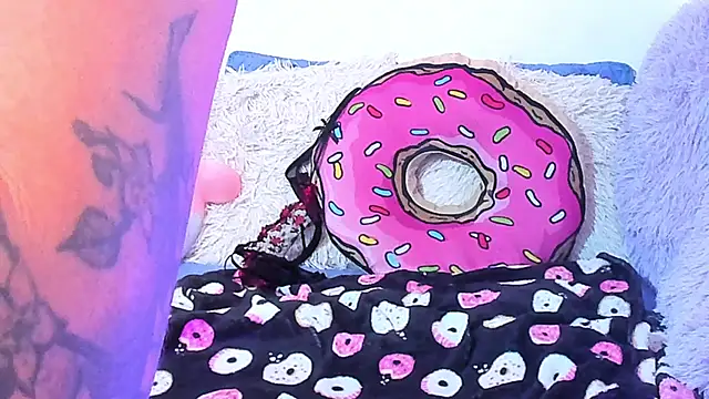 LillyCandy live sex cam