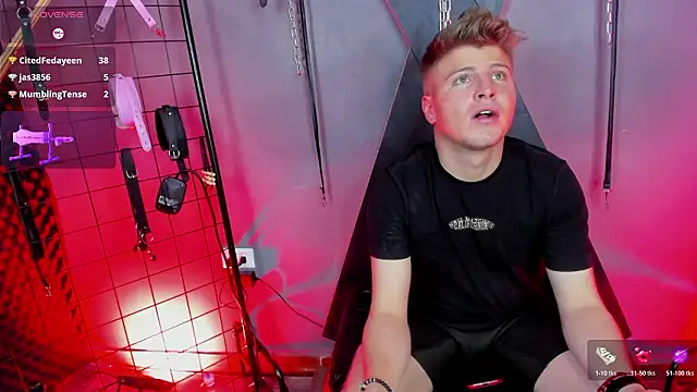 MrJustin_Brianna_BDSM's cam snapshot