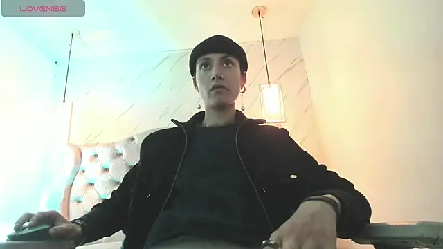 Fieramadame's cam snapshot