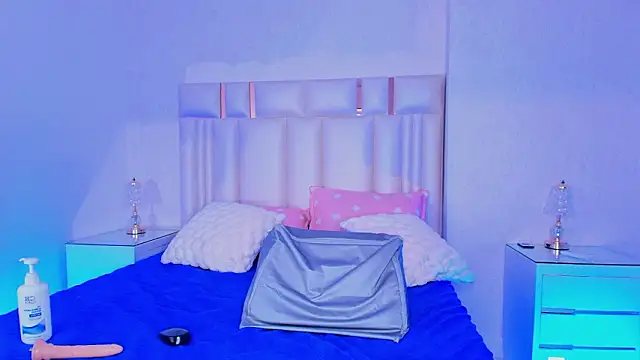 alanarose18 live sex cam