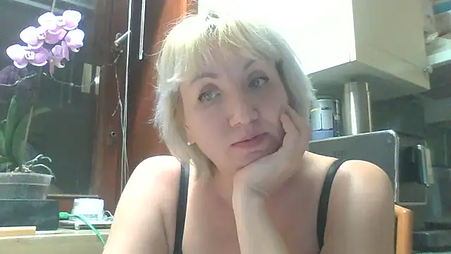 Alena1107's cam snapshot