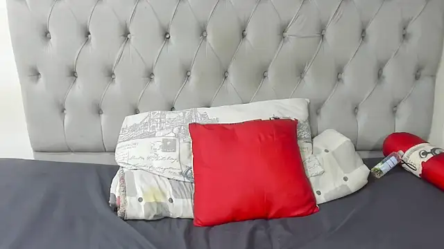 DarkBubble09's cam snapshot