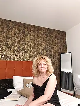 LaireeFelini's cam snapshot