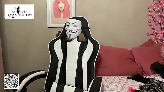 Gypsy_Rebellion's cam snapshot