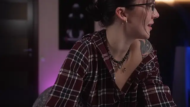 GirlGogo live sex cam