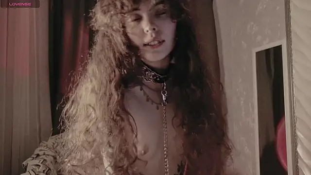 Dizer_clopy live sex cam