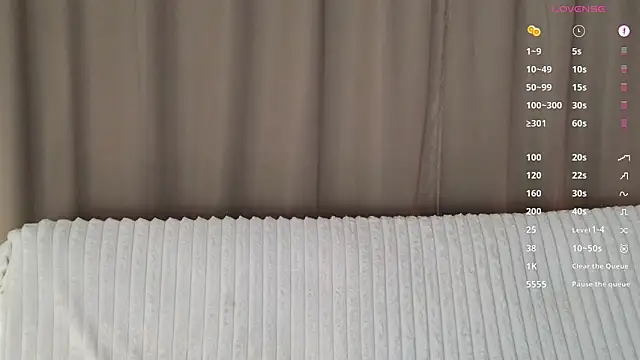 KariDollar live sex cam