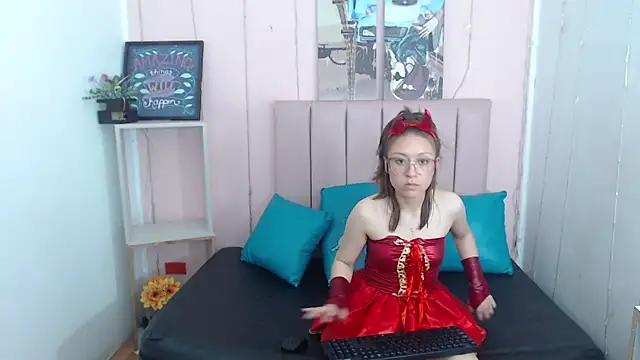 casandraroberthrs707's cam snapshot