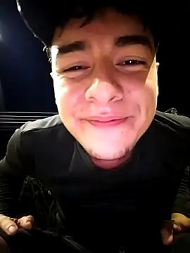 attractive-sexx's cam snapshot