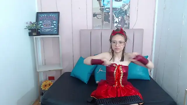 casandraroberthrs707's cam snapshot