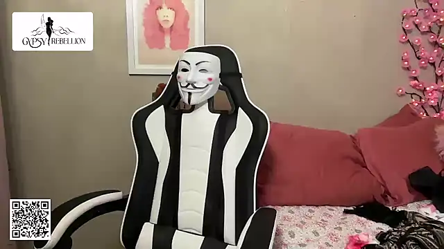 Gypsy_Rebellion's cam snapshot