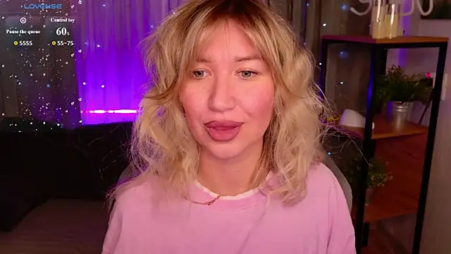 MilaBott's cam snapshot