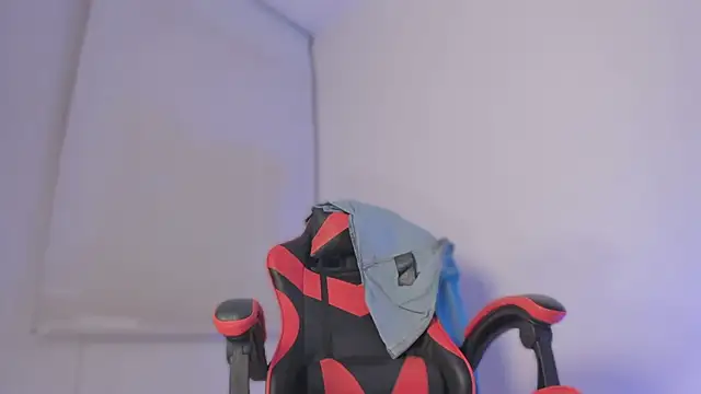 Senpai_Lover_'s cam snapshot