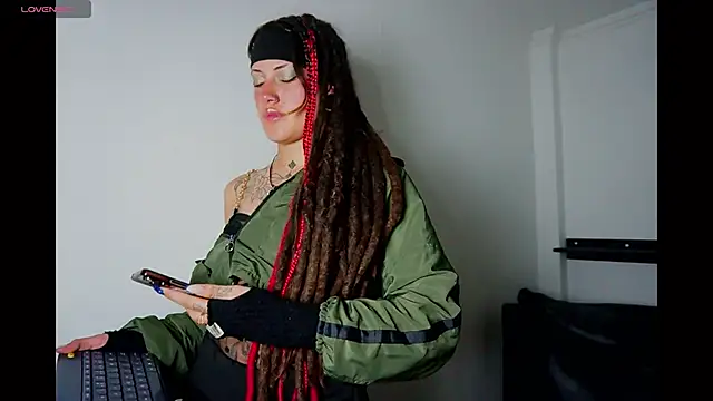 _sharlotte777's cam snapshot