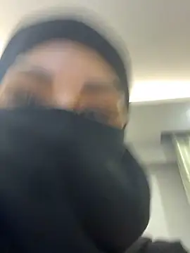 Amberonee31's cam snapshot