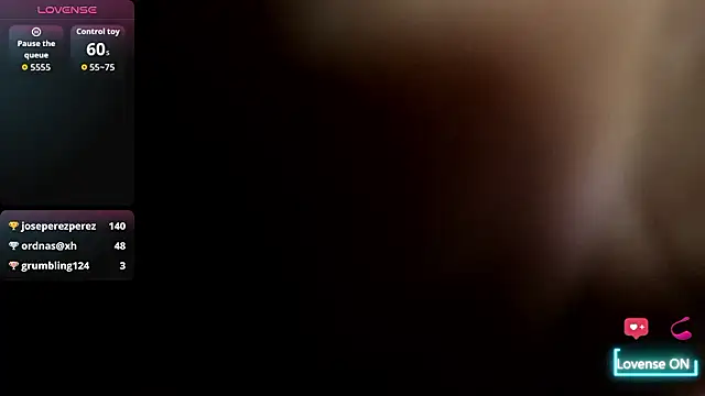 Xtremos_latin's cam snapshot