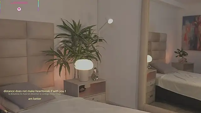 emma_brooks1's cam snapshot