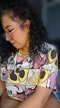 LondonHilton's cam snapshot