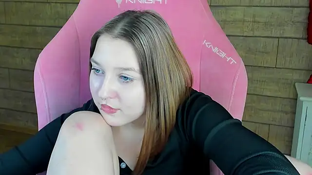 TinnaBurton's cam snapshot