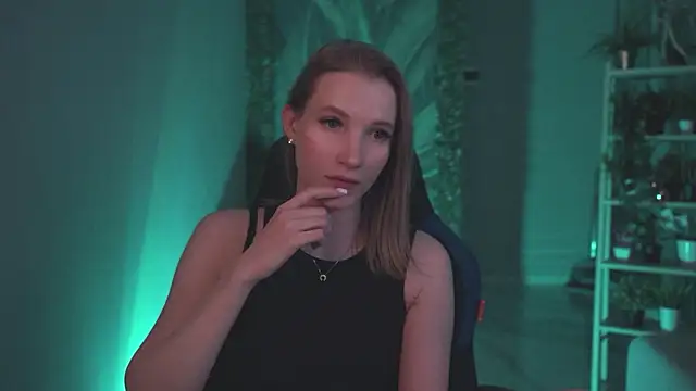 Megan_Rodgers's cam snapshot