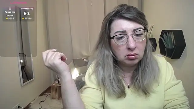 KKMimiKK's cam snapshot