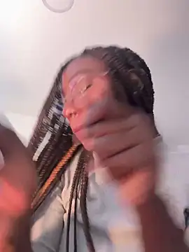 alissradiante1 live sex cam