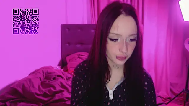 Lolykari's cam snapshot