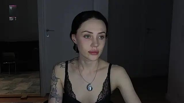 Sara_Tranquil live sex cam