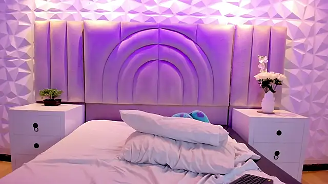 smiling_angeel's cam snapshot