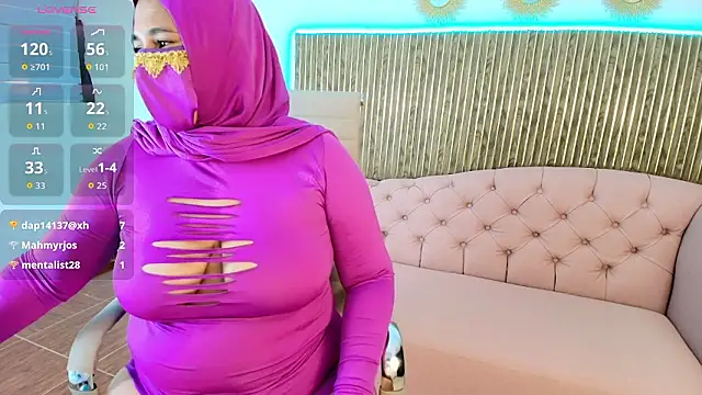 Nadia_Privee's cam snapshot