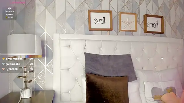 luna_forever7's cam snapshot