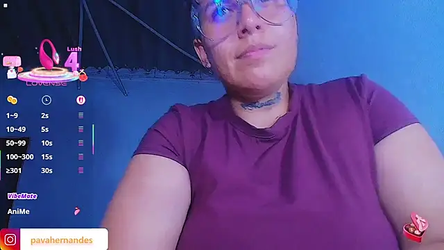 Yessi_rousse's cam snapshot