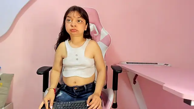 CharlotteMuller's cam snapshot