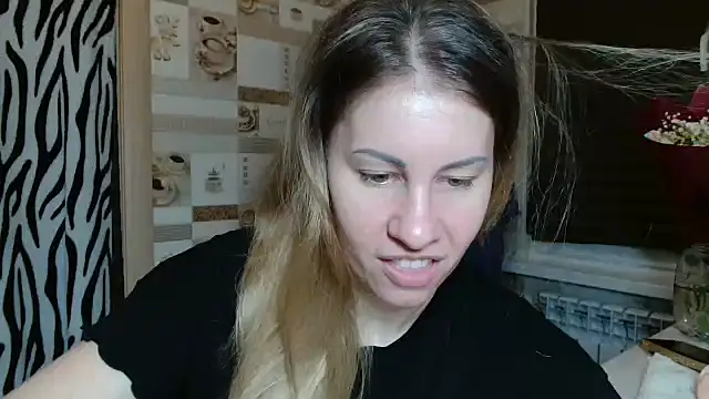 TherestlessKitty's cam snapshot