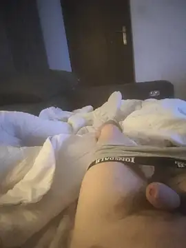 Galowy777juzek live sex cam