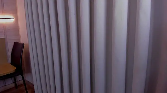 Alessia_Gold's cam snapshot