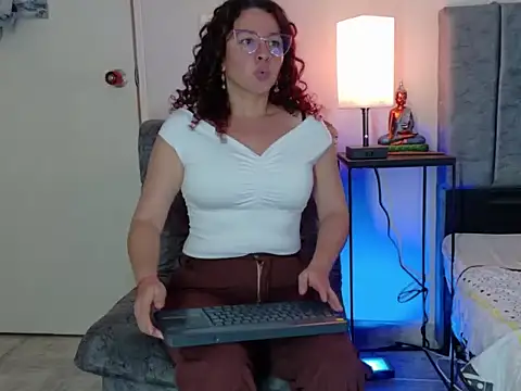 ArtesanaMK's cam snapshot