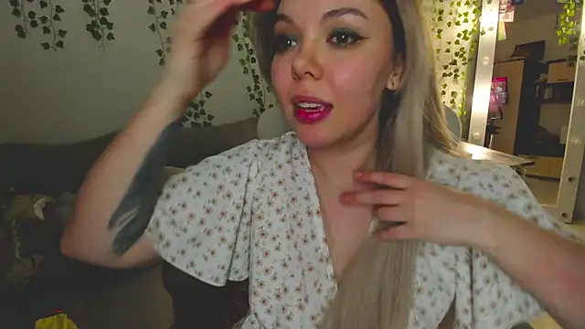 SpecterGirl's cam snapshot