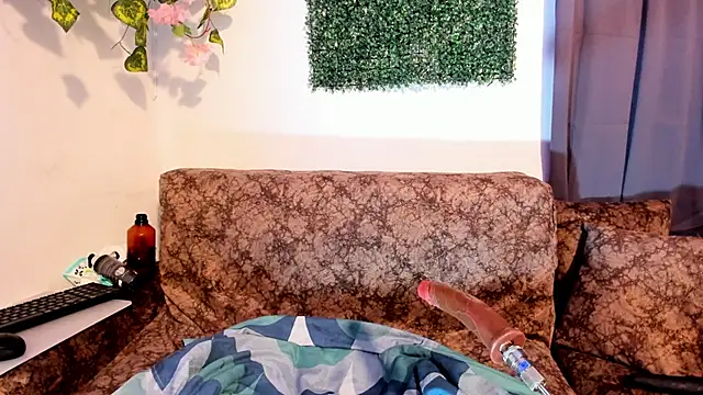 MeleekXXX_'s cam snapshot