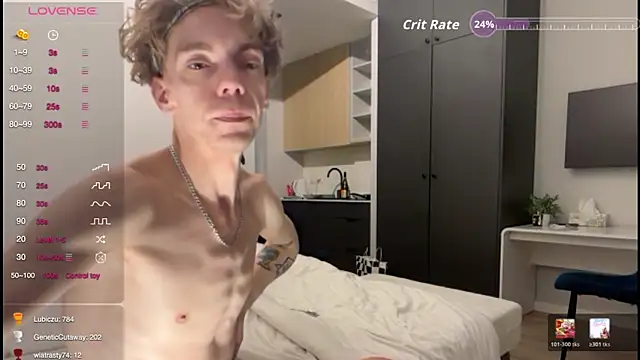 BrunoTwinkXXL live sex cam