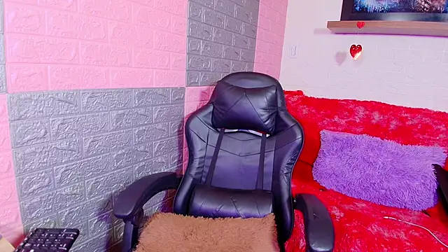 alanna_Love02's cam snapshot