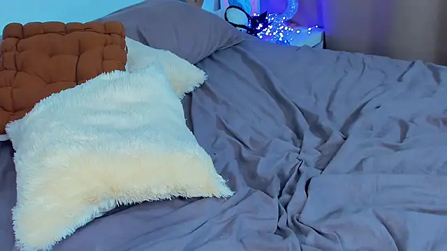 VedaSchulz's cam snapshot