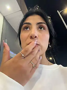 fiorella_paris live sex cam