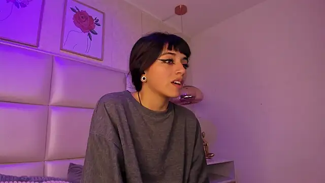 Xara_u's cam snapshot