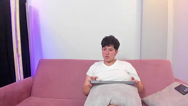 Gaia_n_Nix's cam snapshot