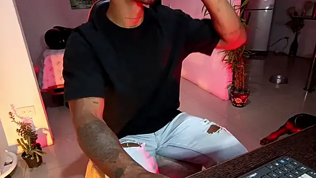 Adam_Valenciia live sex cam