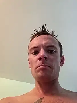 RichardW live sex cam