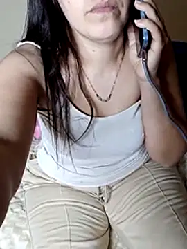 ShadiaStar live sex cam